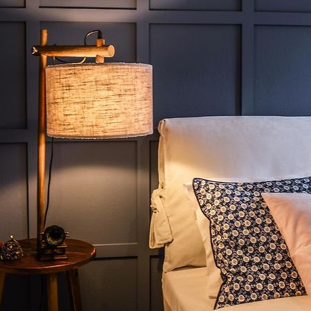Your "Home Away From Home" In Acropolis アテネ エクステリア 写真